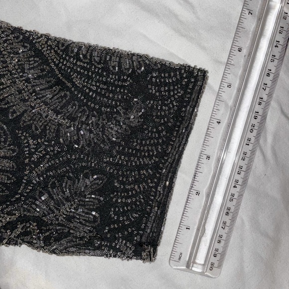 Sheer, beaded shawl made in France - Picture 6 of 7